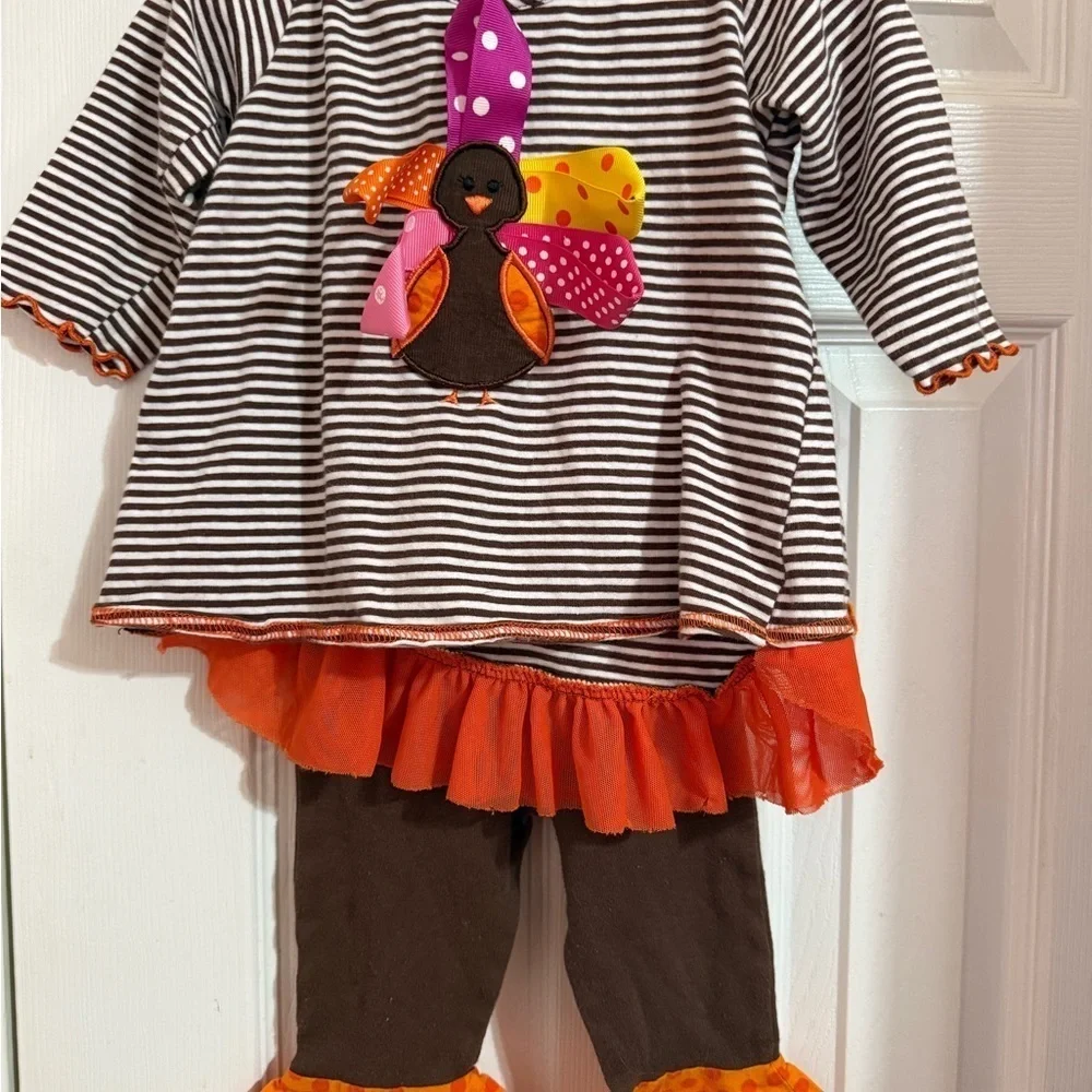 Peaches N Cream Thanksgiving Outfit